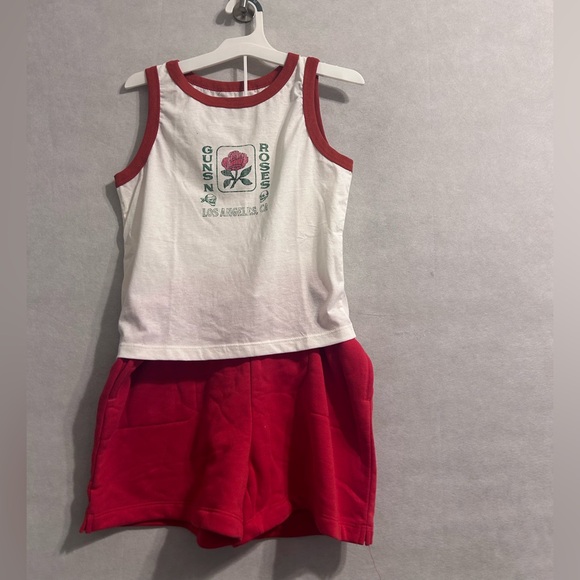 art class Other - Kids Guns and roses White and Red Tank Top and Red sweat shorts size XXL NWT